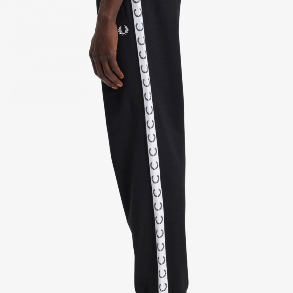 Fred Perry T4620 Track Pants in Black - Size Small - MSRP $110 - BNIB - Picture 3 of 6